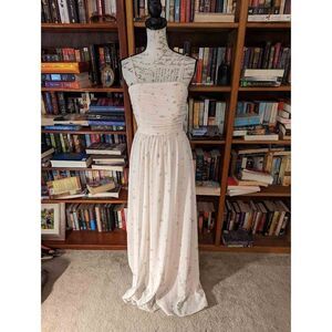 ERIN by Erin fetherstone blush pink mesh formal gown with cherry blossoms sz 4